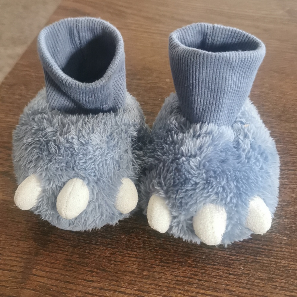 Monster Slippers 0-6 months